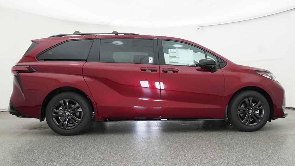 New 2026 Toyota Sienna Van