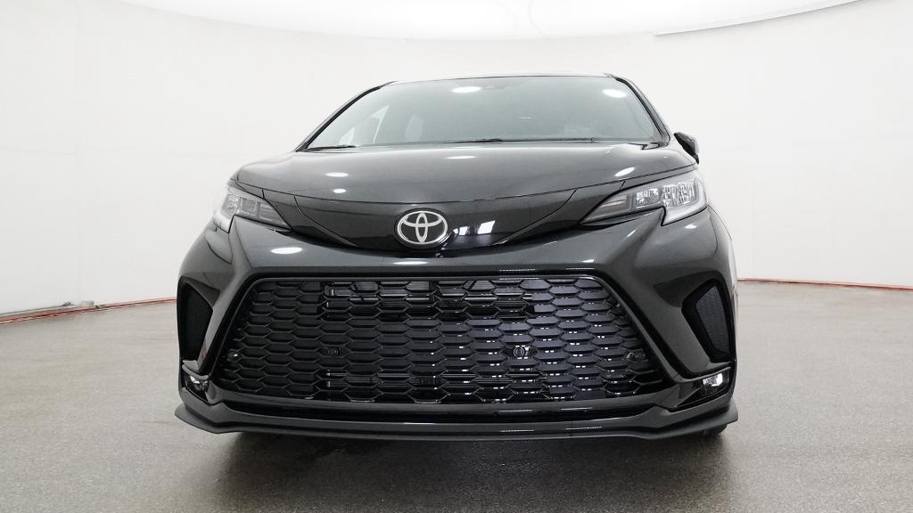 New 2026 Toyota Sienna Van