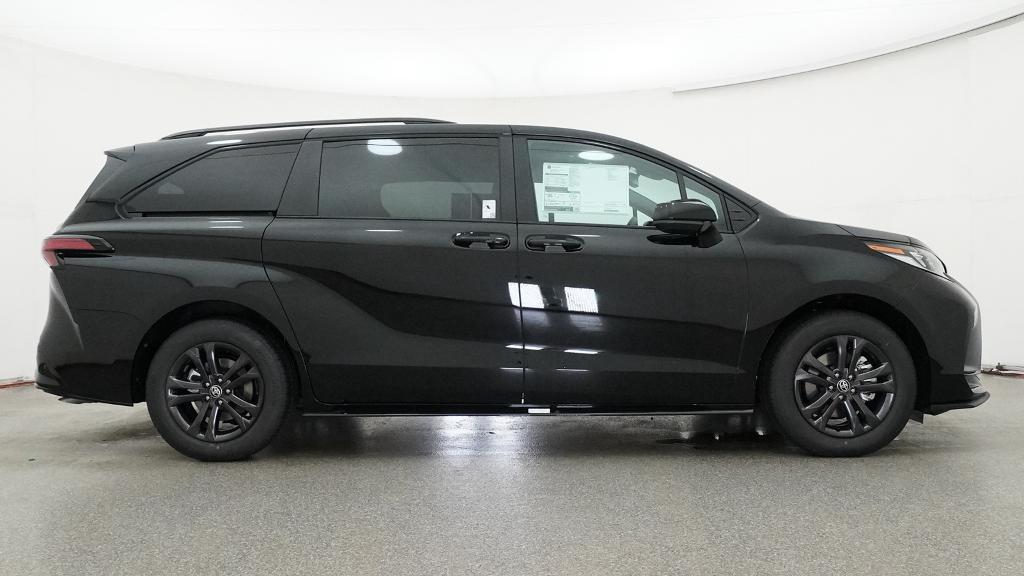 New 2026 Toyota Sienna Van