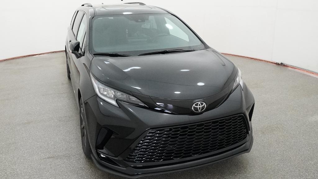 New 2026 Toyota Sienna Van
