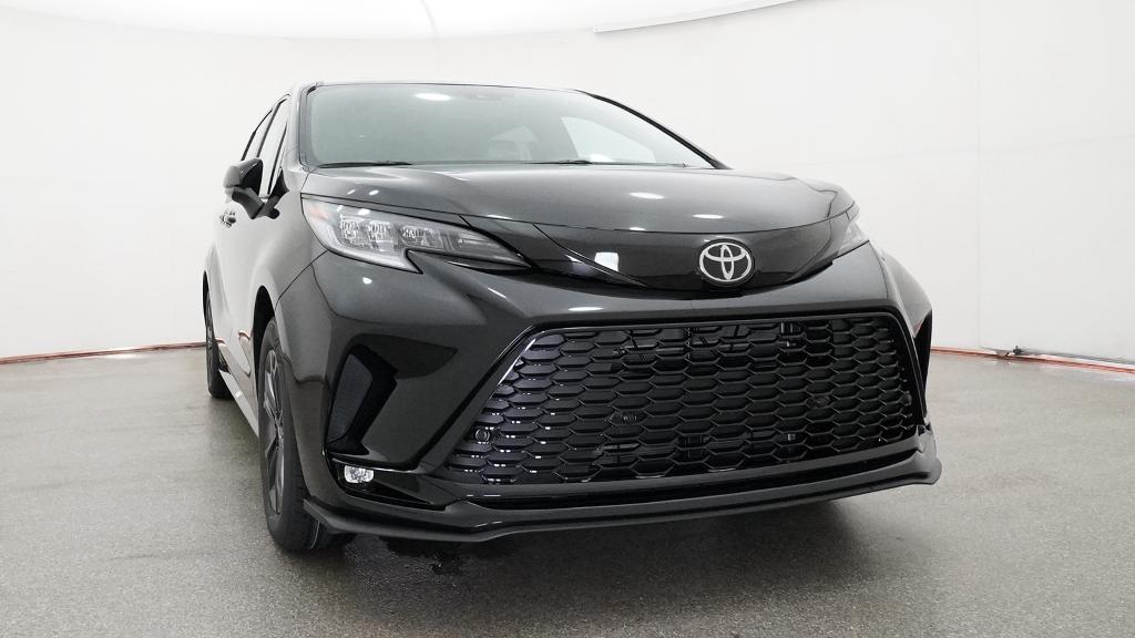 New 2026 Toyota Sienna Van