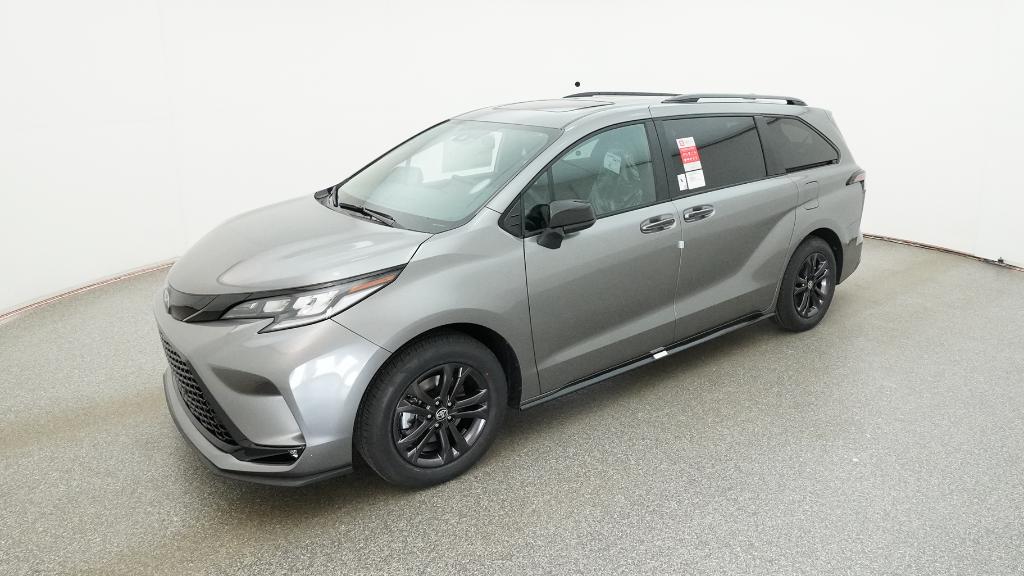 2026 Toyota Sienna XSE's photo