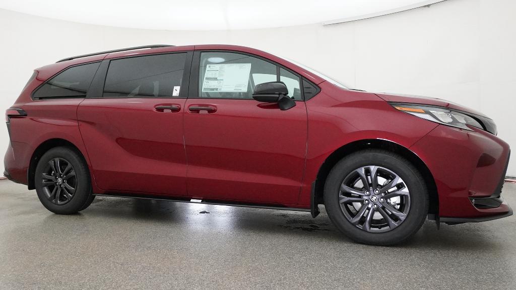 New 2026 Toyota Sienna Van