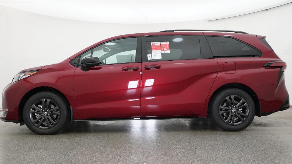 New 2026 Toyota Sienna Van
