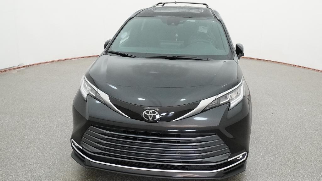 New 2026 Toyota Sienna Van