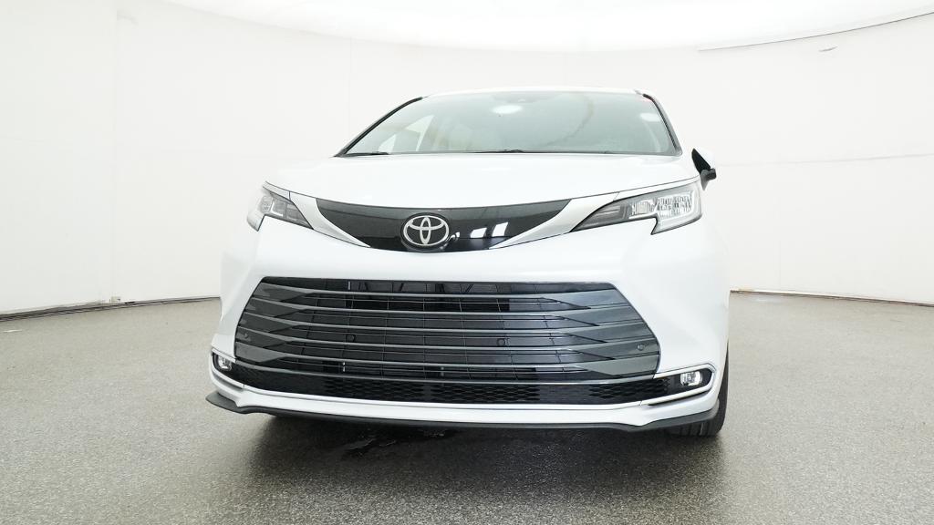 New 2026 Toyota Sienna Van