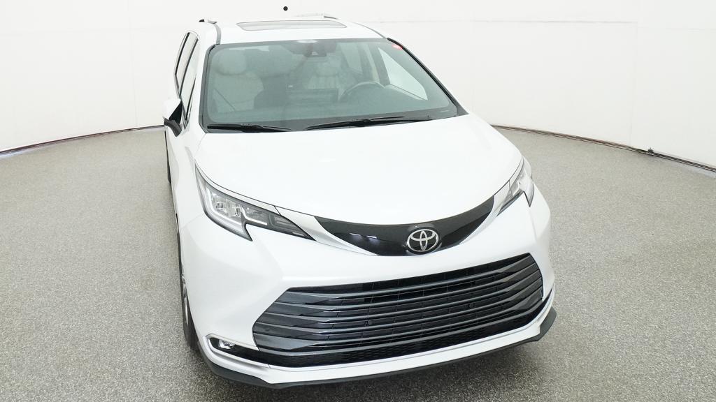New 2026 Toyota Sienna Van