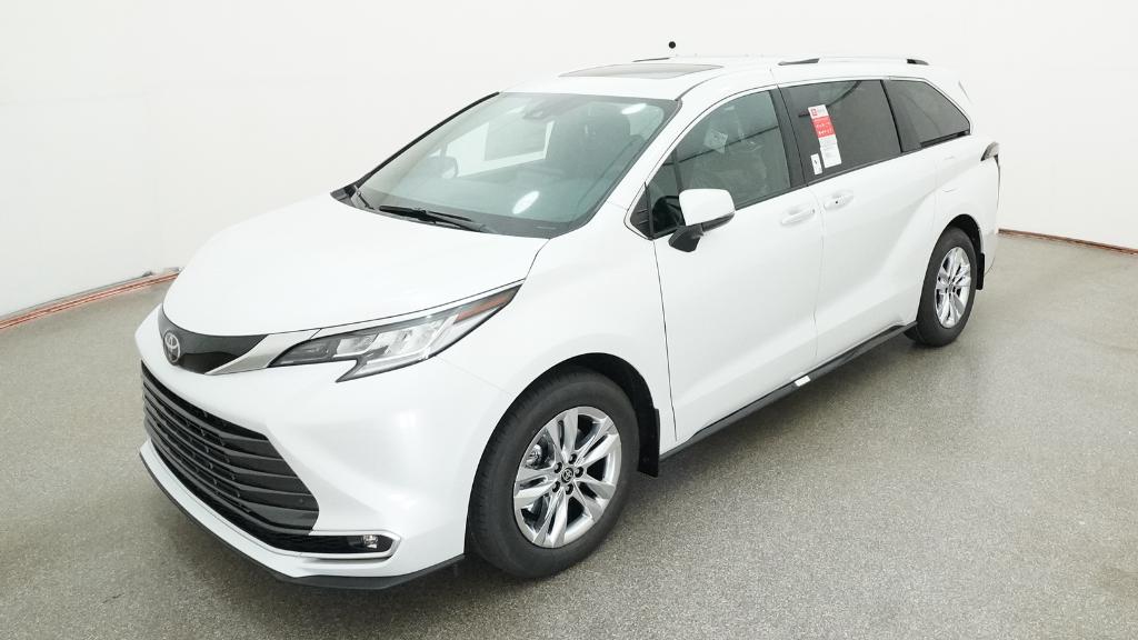 2026 Toyota Sienna Limited 7-Passenger Hybrid FWD's photo