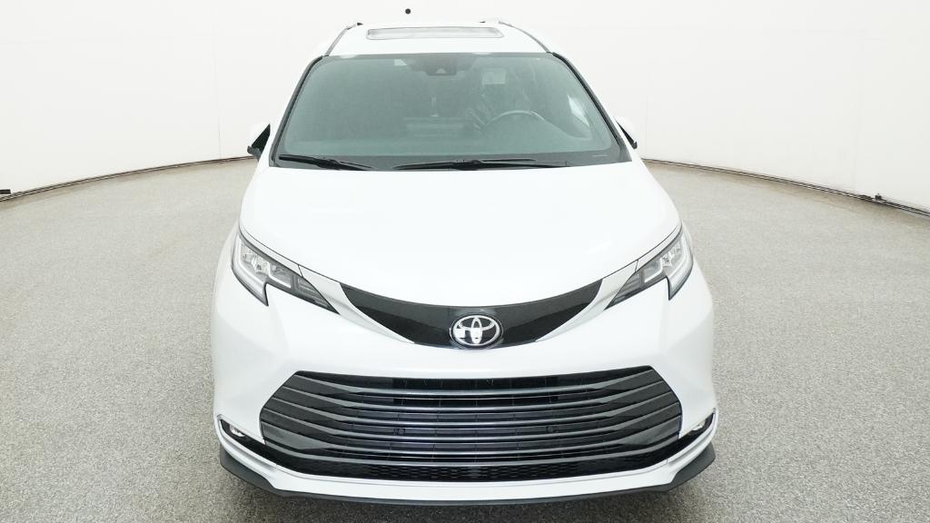 New 2026 Toyota Sienna Van