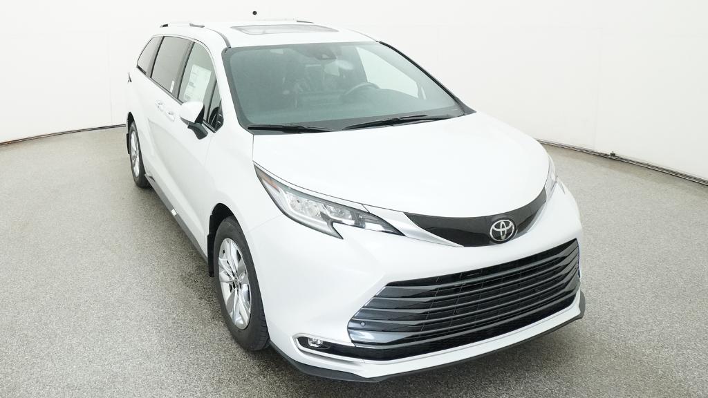 New 2026 Toyota Sienna Van