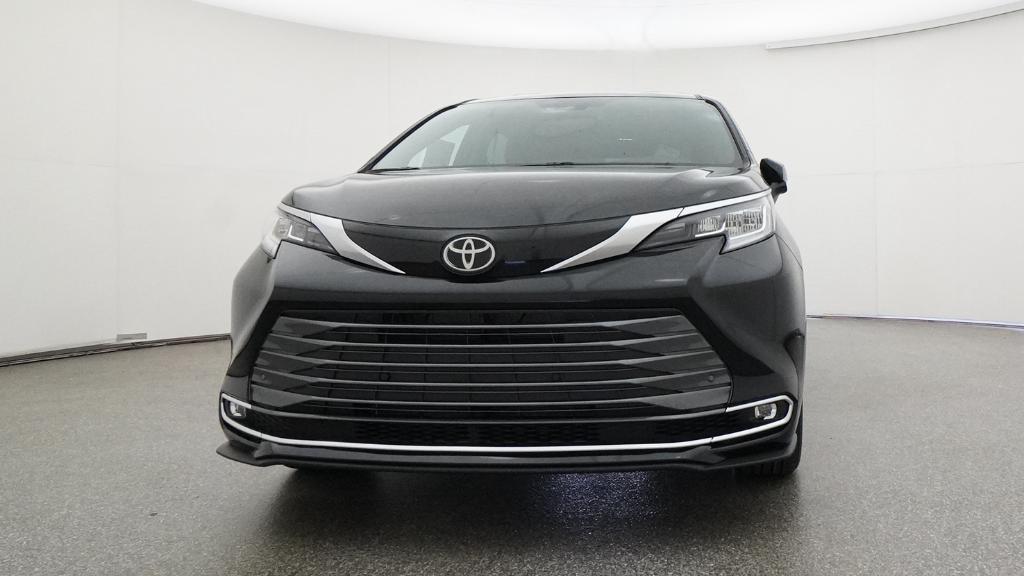 New 2026 Toyota Sienna Van
