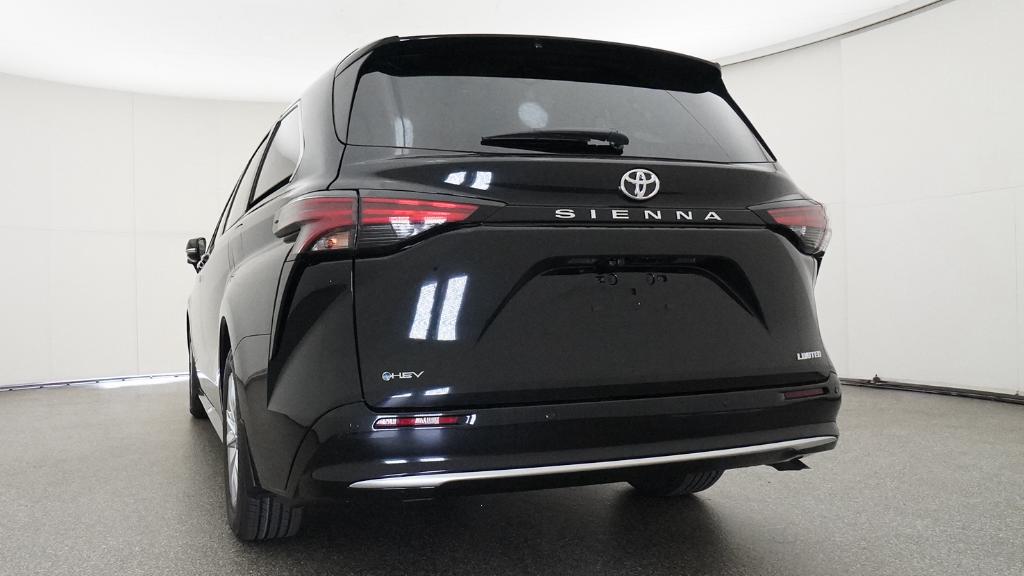 New 2026 Toyota Sienna Van