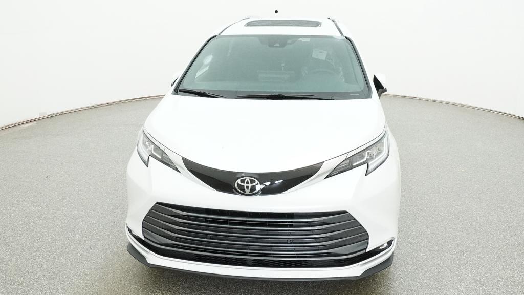 New 2026 Toyota Sienna Van