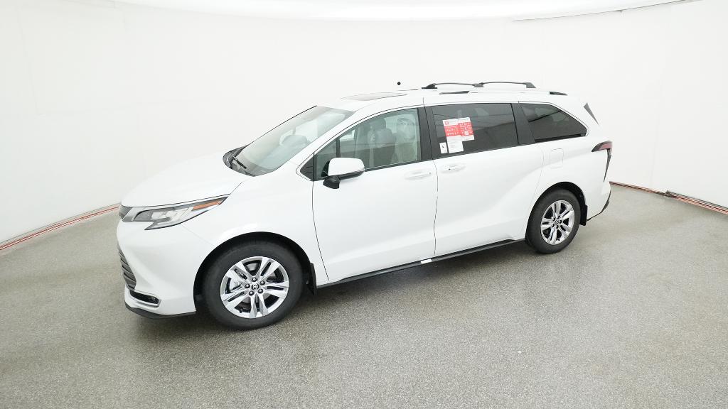 New 2026 Toyota Sienna Van