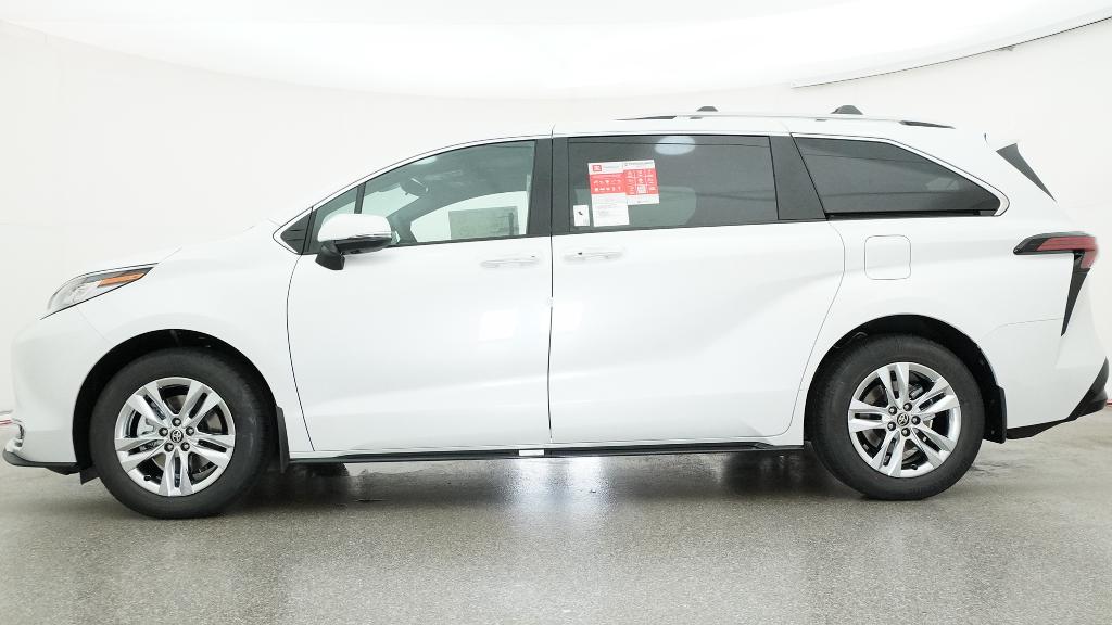 New 2026 Toyota Sienna Van