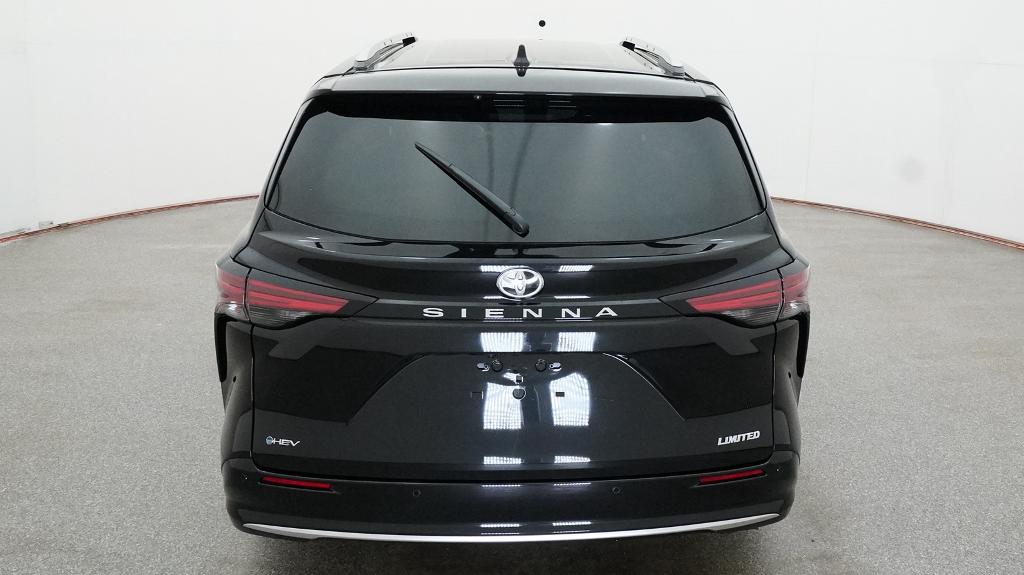 New 2026 Toyota Sienna Van