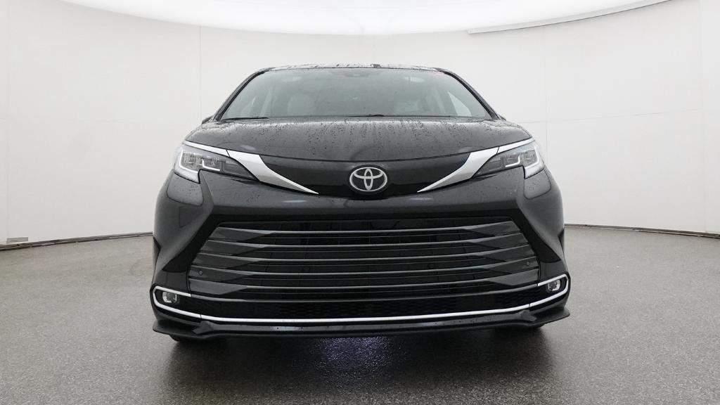 New 2026 Toyota Sienna Van