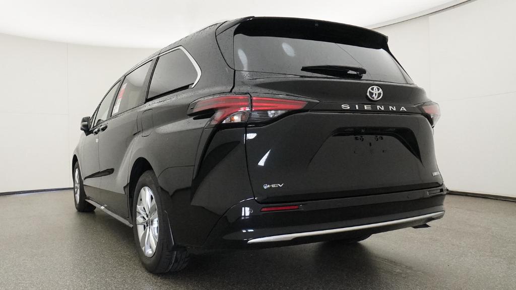 New 2026 Toyota Sienna Van