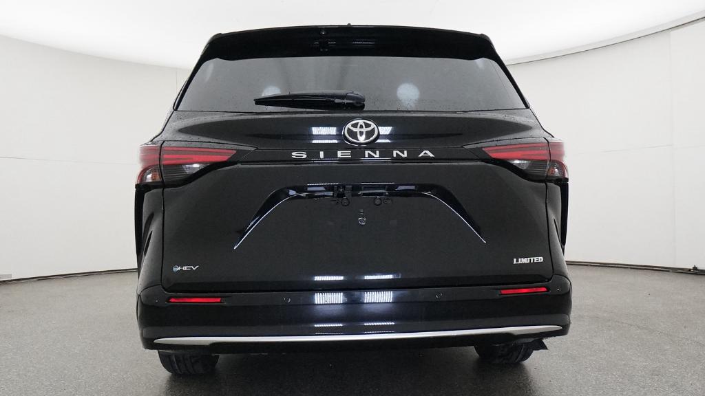 New 2026 Toyota Sienna Van