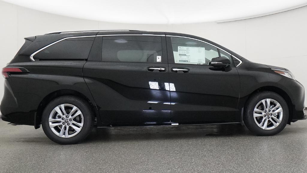 New 2026 Toyota Sienna Van