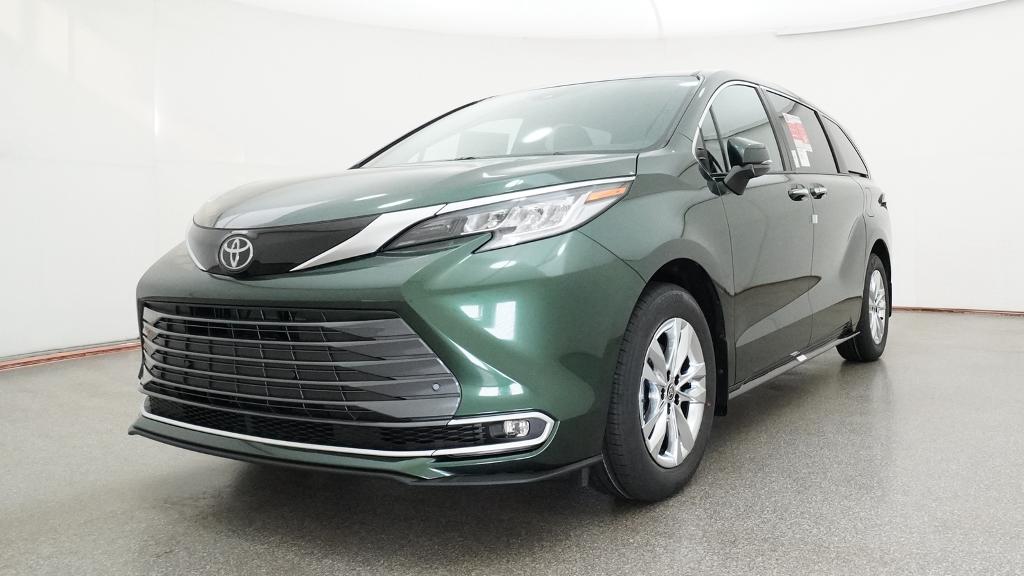 New 2026 Toyota Sienna Van