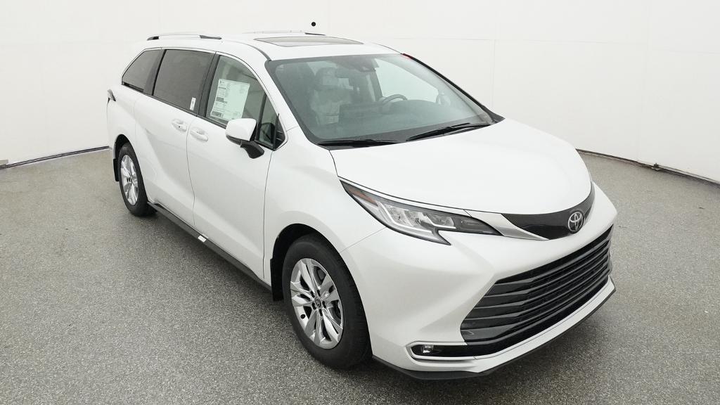 New 2026 Toyota Sienna Van