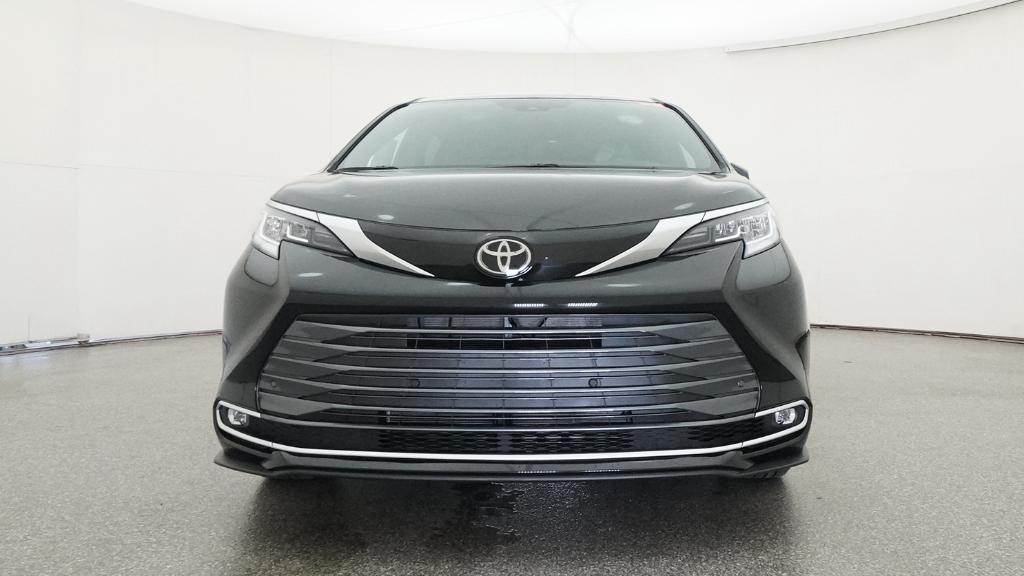 New 2026 Toyota Sienna Van