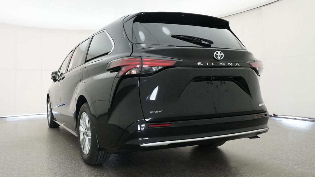 New 2026 Toyota Sienna Van