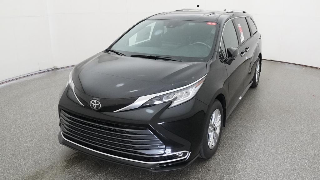 New 2026 Toyota Sienna Van