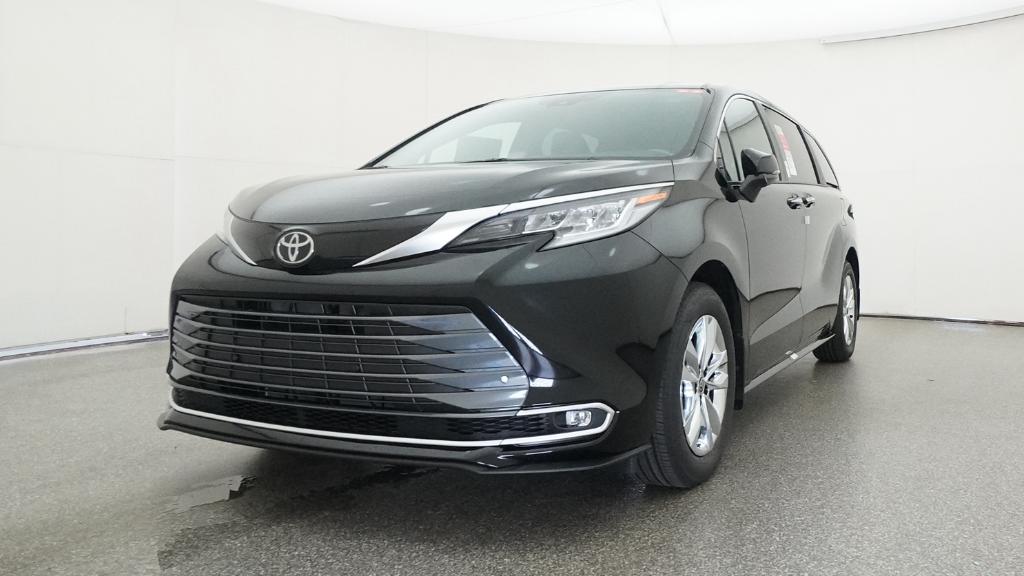 New 2026 Toyota Sienna Van