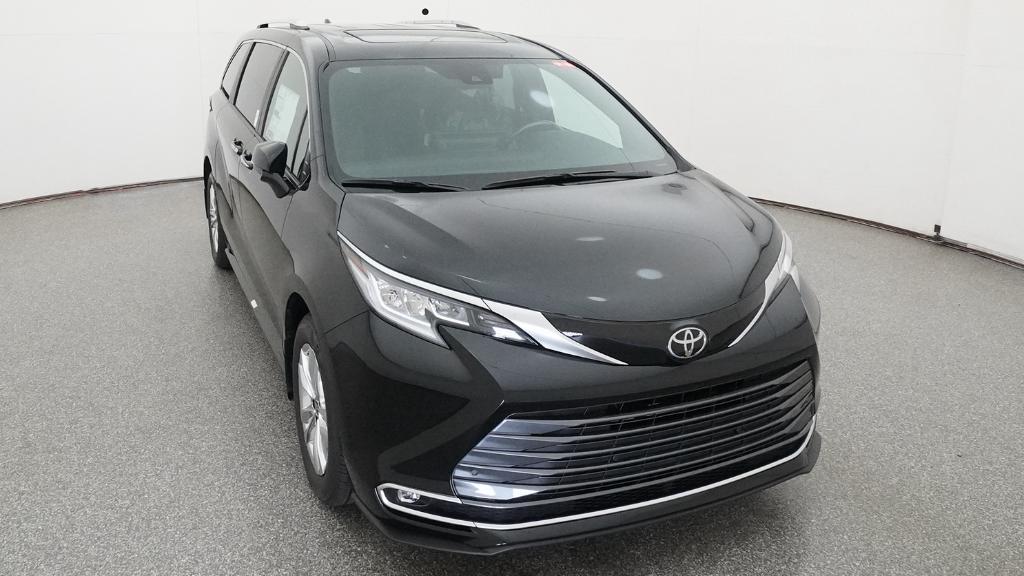 New 2026 Toyota Sienna Van
