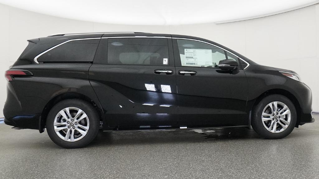 New 2026 Toyota Sienna Van