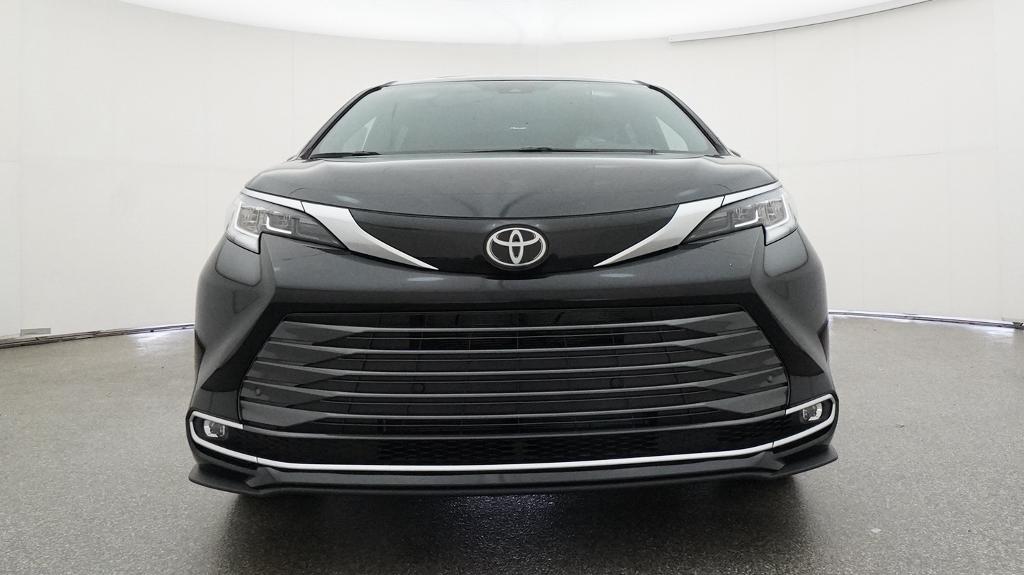 New 2026 Toyota Sienna Van