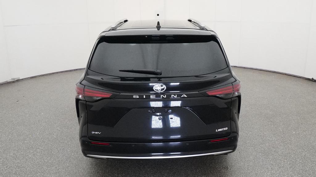New 2026 Toyota Sienna Van