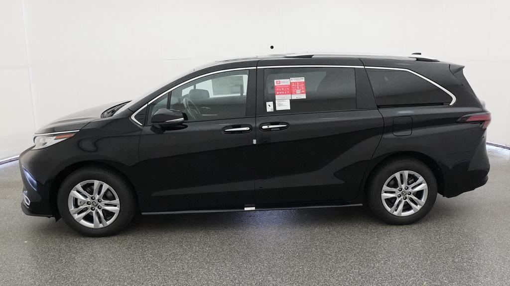 New 2026 Toyota Sienna Van