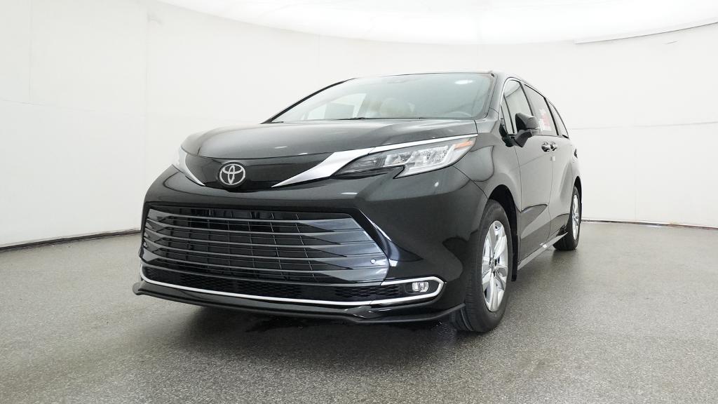 New 2026 Toyota Sienna Van