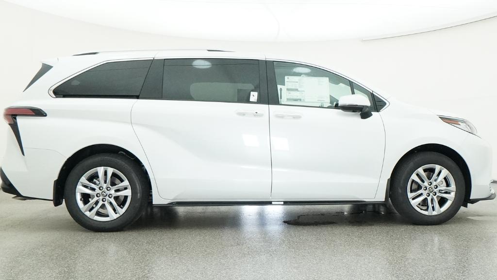 New 2026 Toyota Sienna Van