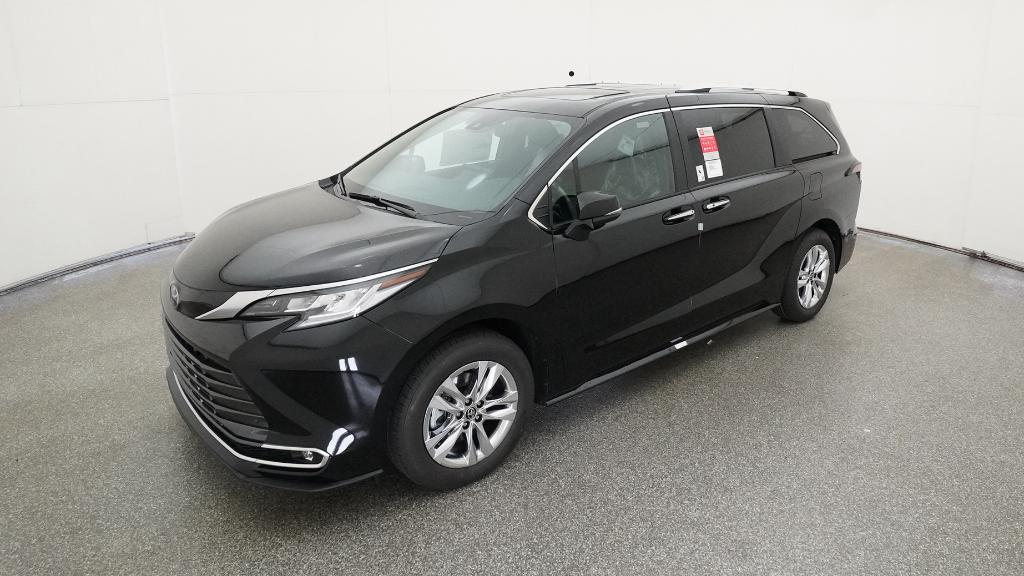 2026 Toyota Sienna Limited's photo