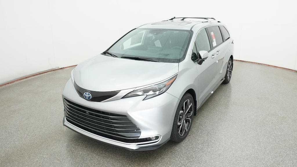2025 Toyota Sienna Platinum photo 4