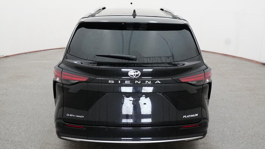 New 2026 Toyota Sienna Van
