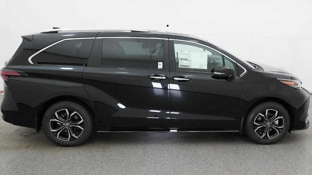 New 2026 Toyota Sienna Van