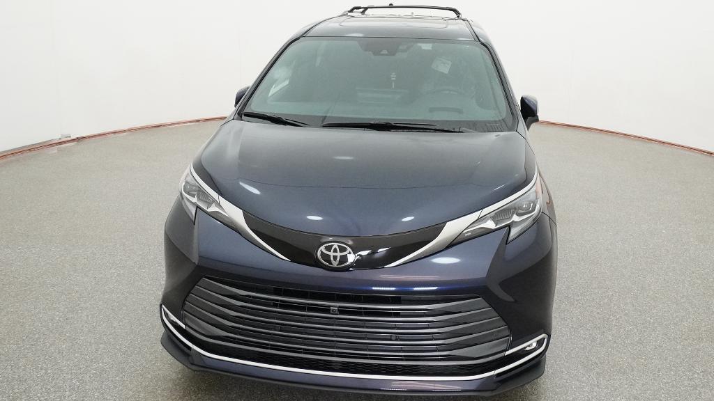 New 2026 Toyota Sienna Van