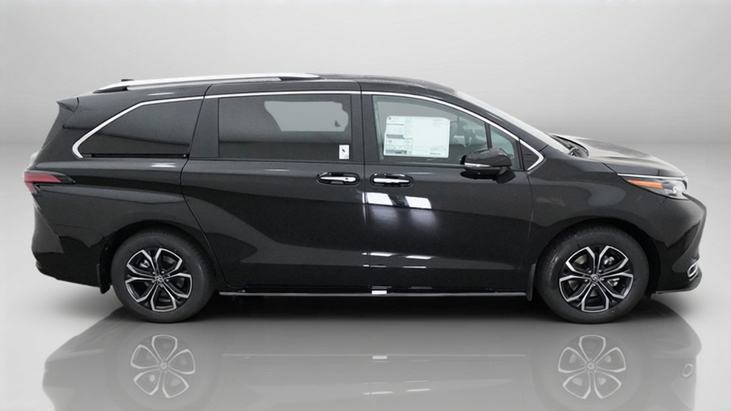 New 2026 Toyota Sienna Van