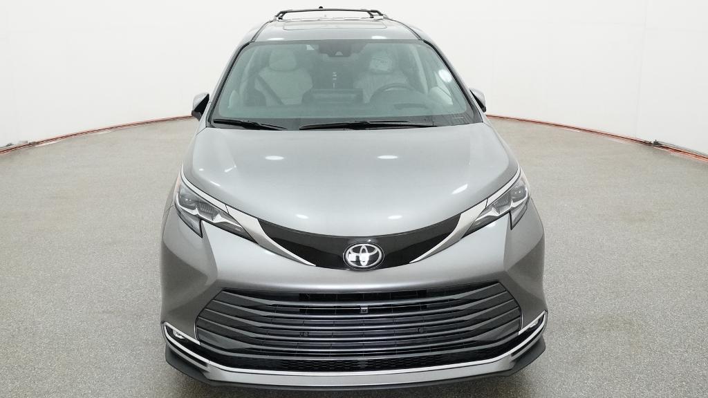 New 2026 Toyota Sienna Van