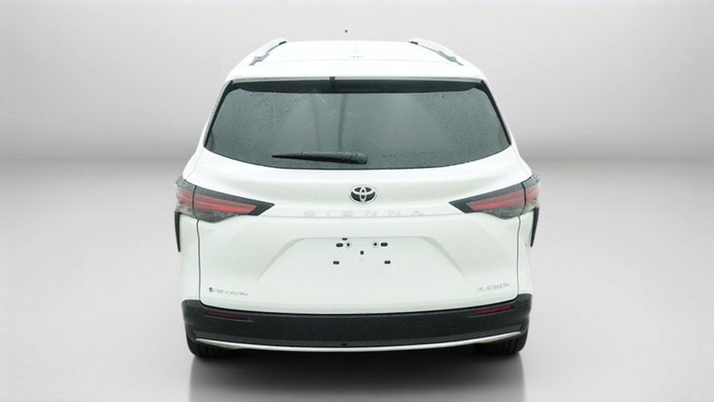 New 2026 Wind Chill Pearl <sup>1</sup> Toyota  Platinum image 12