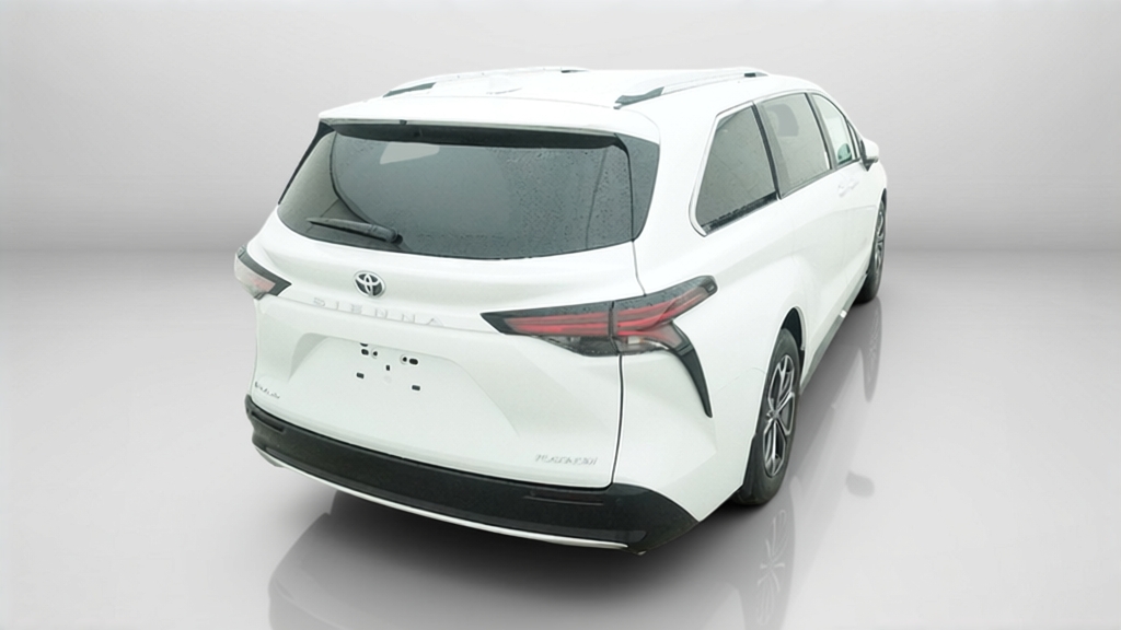 New 2026 Wind Chill Pearl <sup>1</sup> Toyota  Platinum image 11