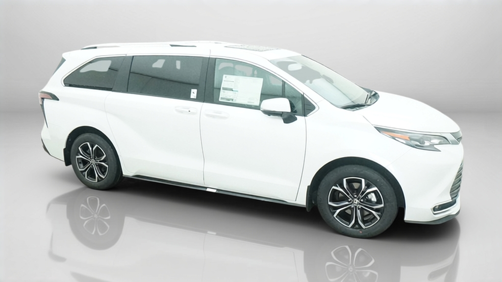 New 2026 Wind Chill Pearl <sup>1</sup> Toyota  Platinum image 6