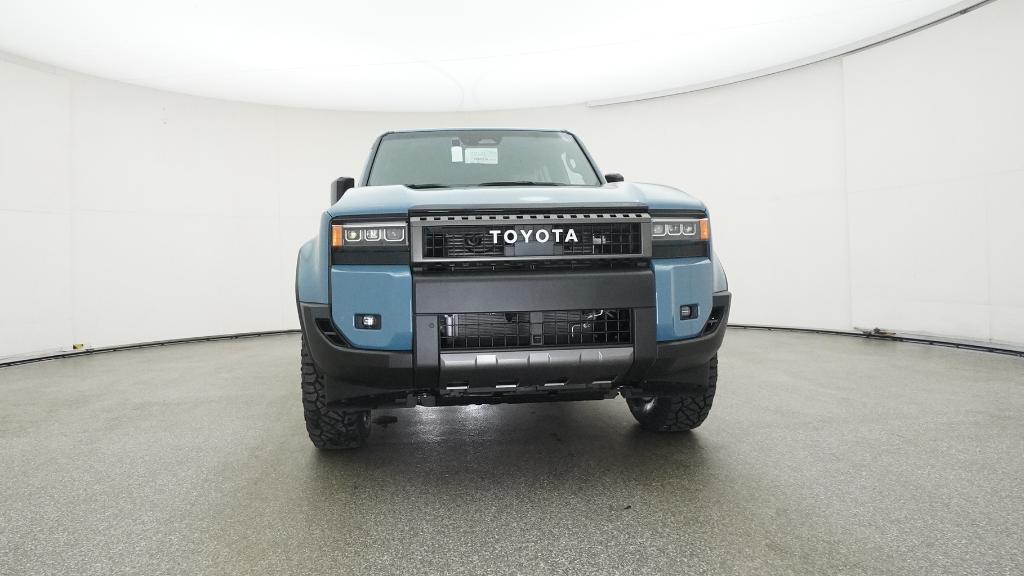 2025 Toyota Land Cruiser Premium photo 3