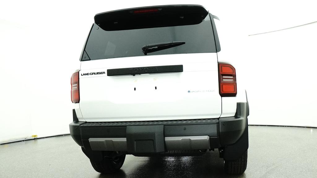 New 2027 Toyota Land Cruiser SUV