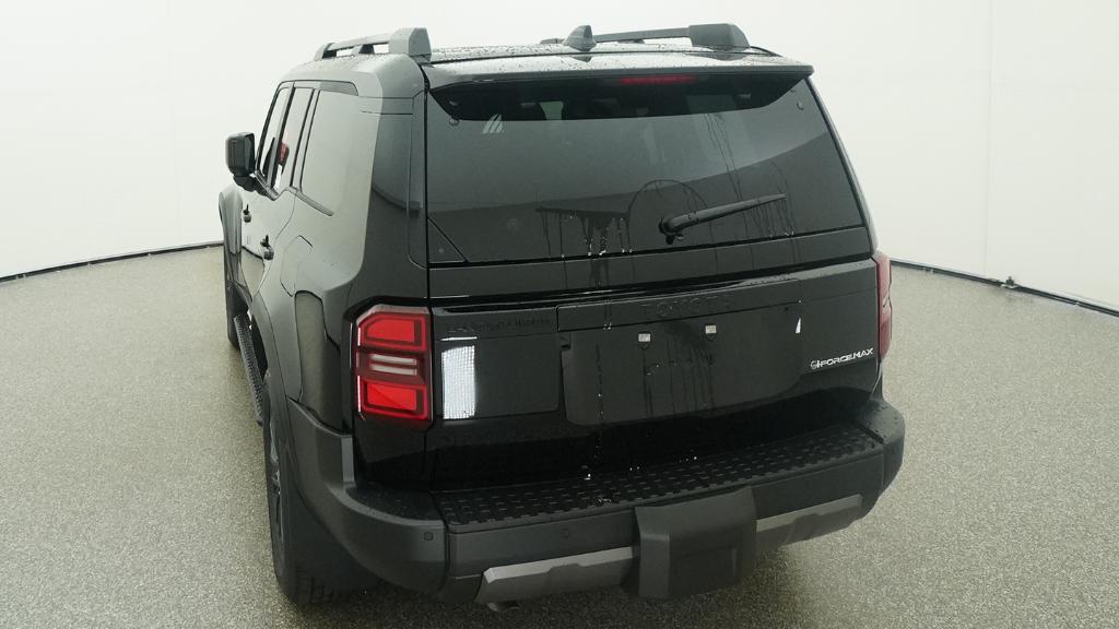 New 2027 Inked Toyota Land Cruiser image 16